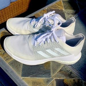 EUC Adidas Crazy Flight Womens volleyball shoes size 9